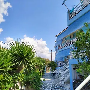 Capitan Nikos Aparthotel Gerakini